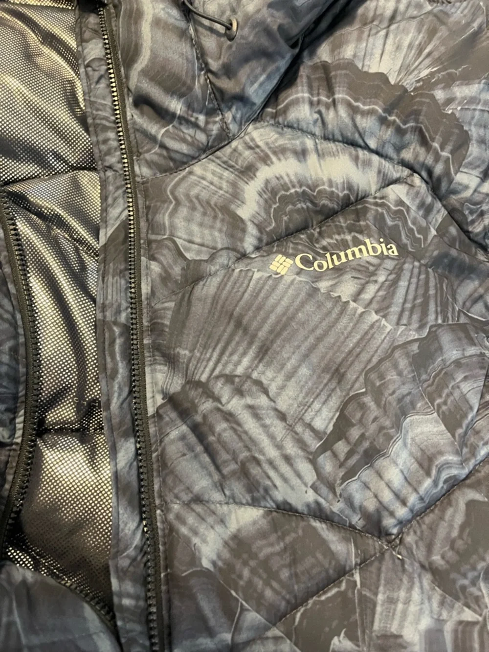 Columbia Omni Heat Full Zip hooded puffer jacket‎ blue marbled tie dye size XL